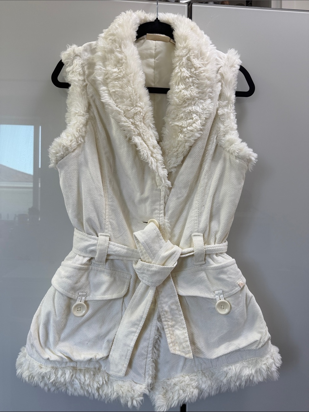 DKNY Jeans Cream Quilted sleeveless Jacket - Cream